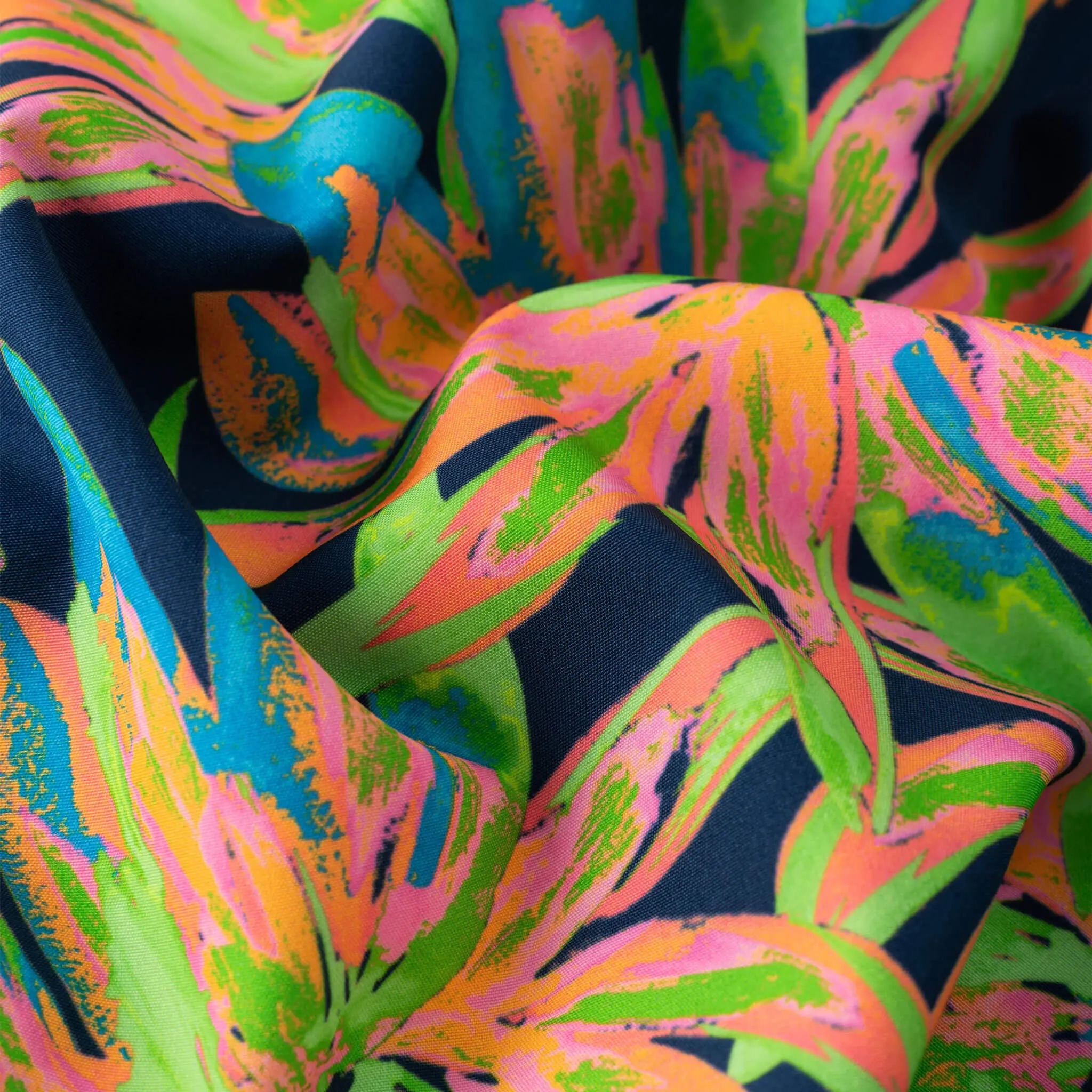 Chubbies 5.5-Inch The Ocean Flowers Swim Trunks - Bright Green - Pattern Base (Includes Plaids) Chubbies Clothing