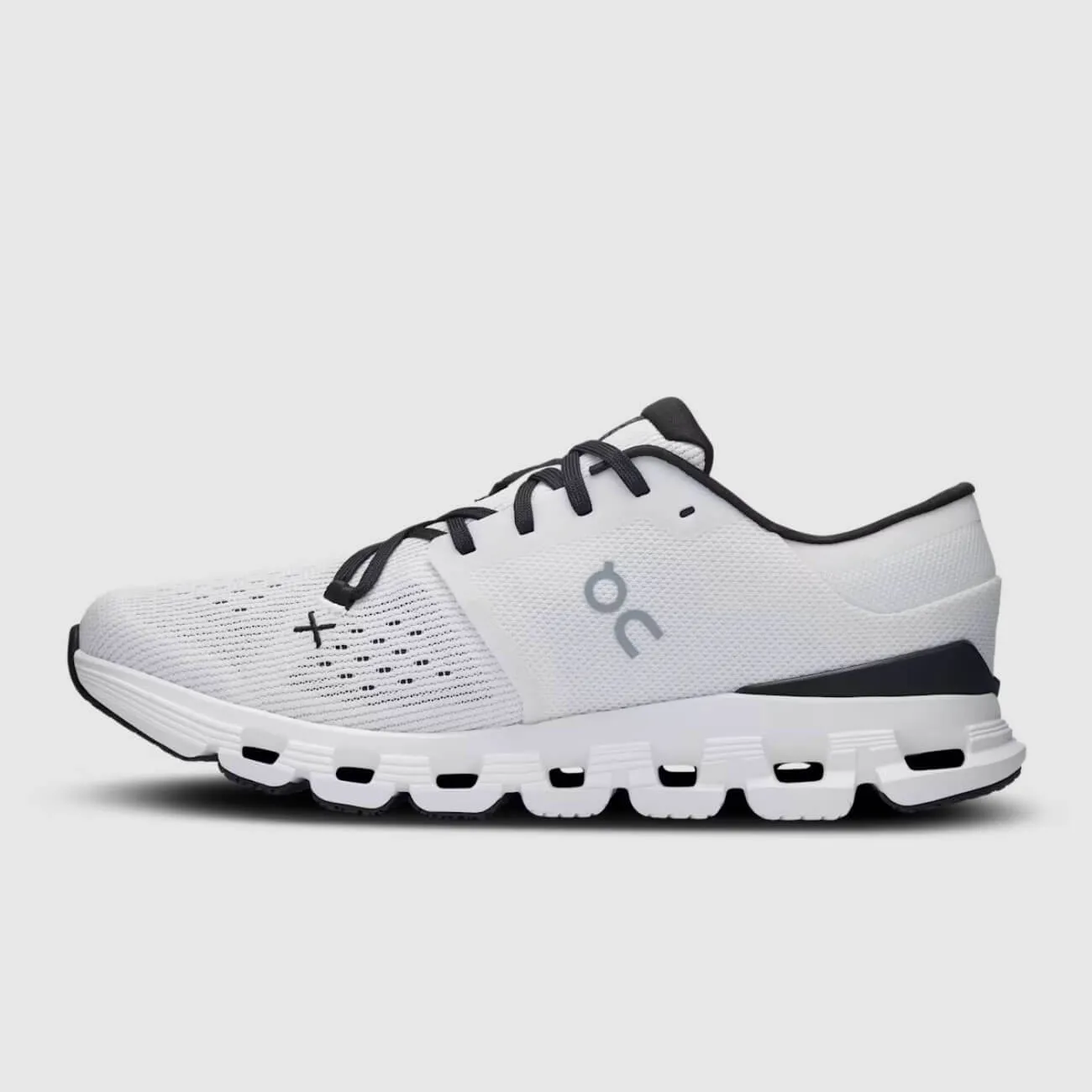 Mens Chubbies On Women's Cloud X 4 Shoes - Ivory / Black