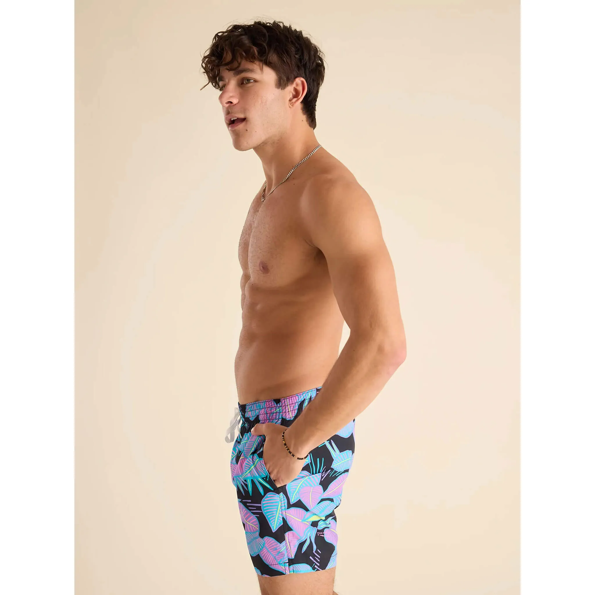 Mens Johnnie-O Chubbies 5.5-Inch The Fluorescent Funk Training Shorts - Black - Pattern Base (Plaids)