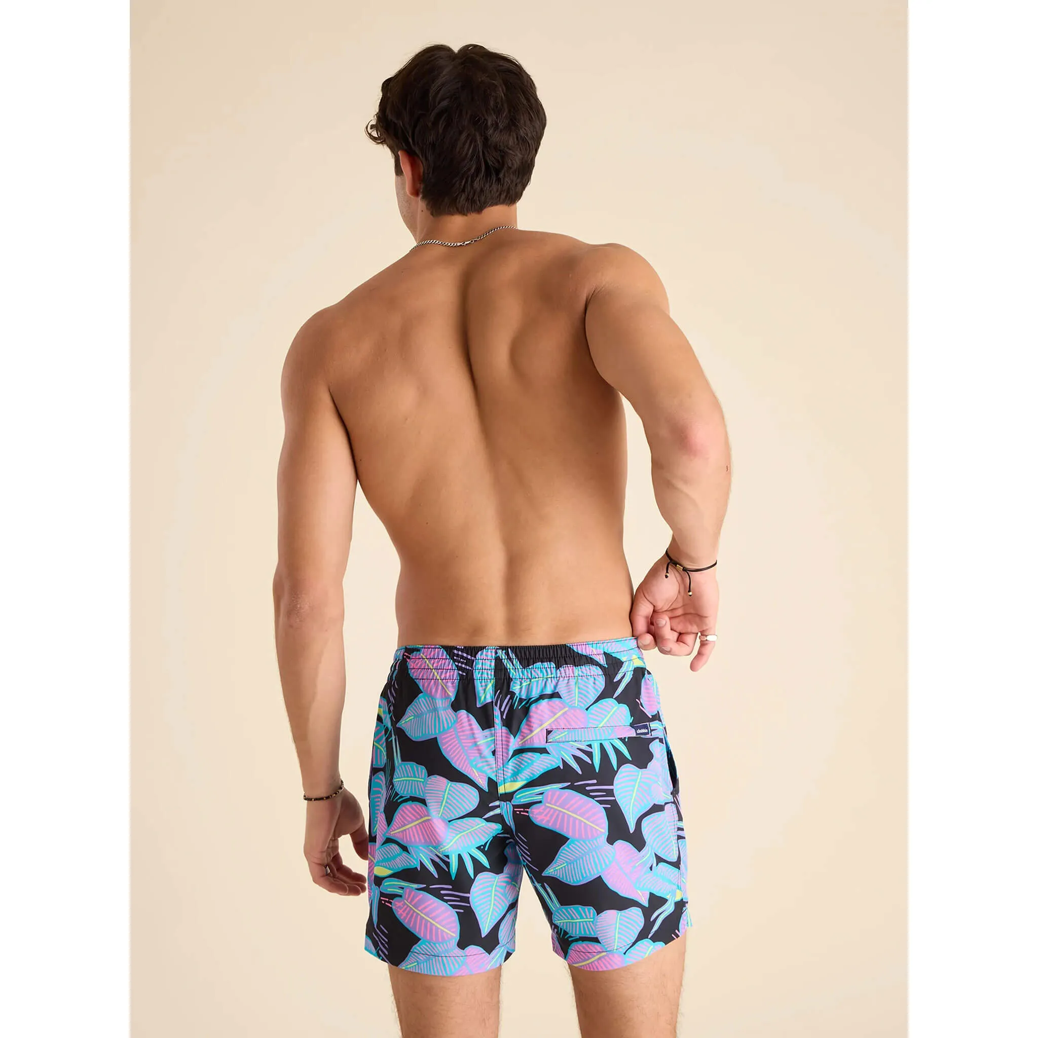 Mens Johnnie-O Chubbies 5.5-Inch The Fluorescent Funk Training Shorts - Black - Pattern Base (Plaids)