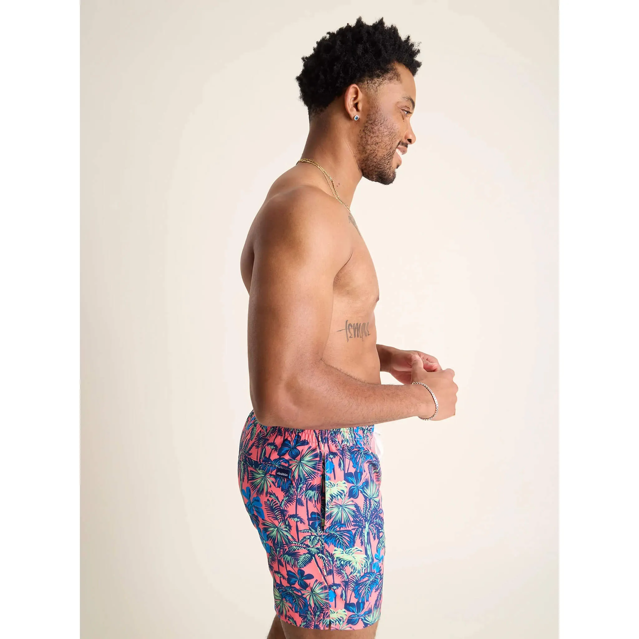 Mens Johnnie-O Chubbies 5.5-Inch The Wild Things Swim Trunks - Coral