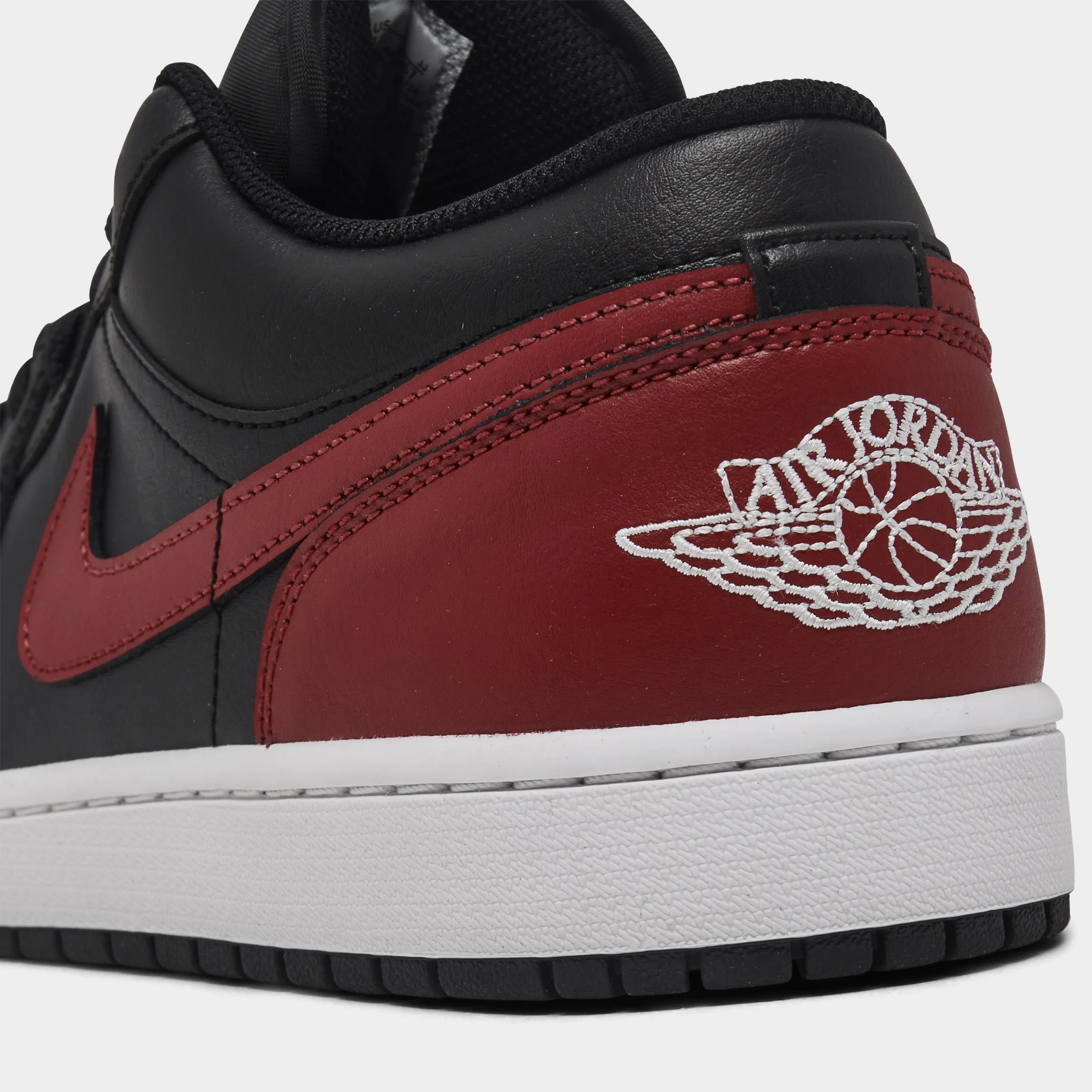 Mens Jordan Jordan 1 Low Black / Varsity Red - Summit White