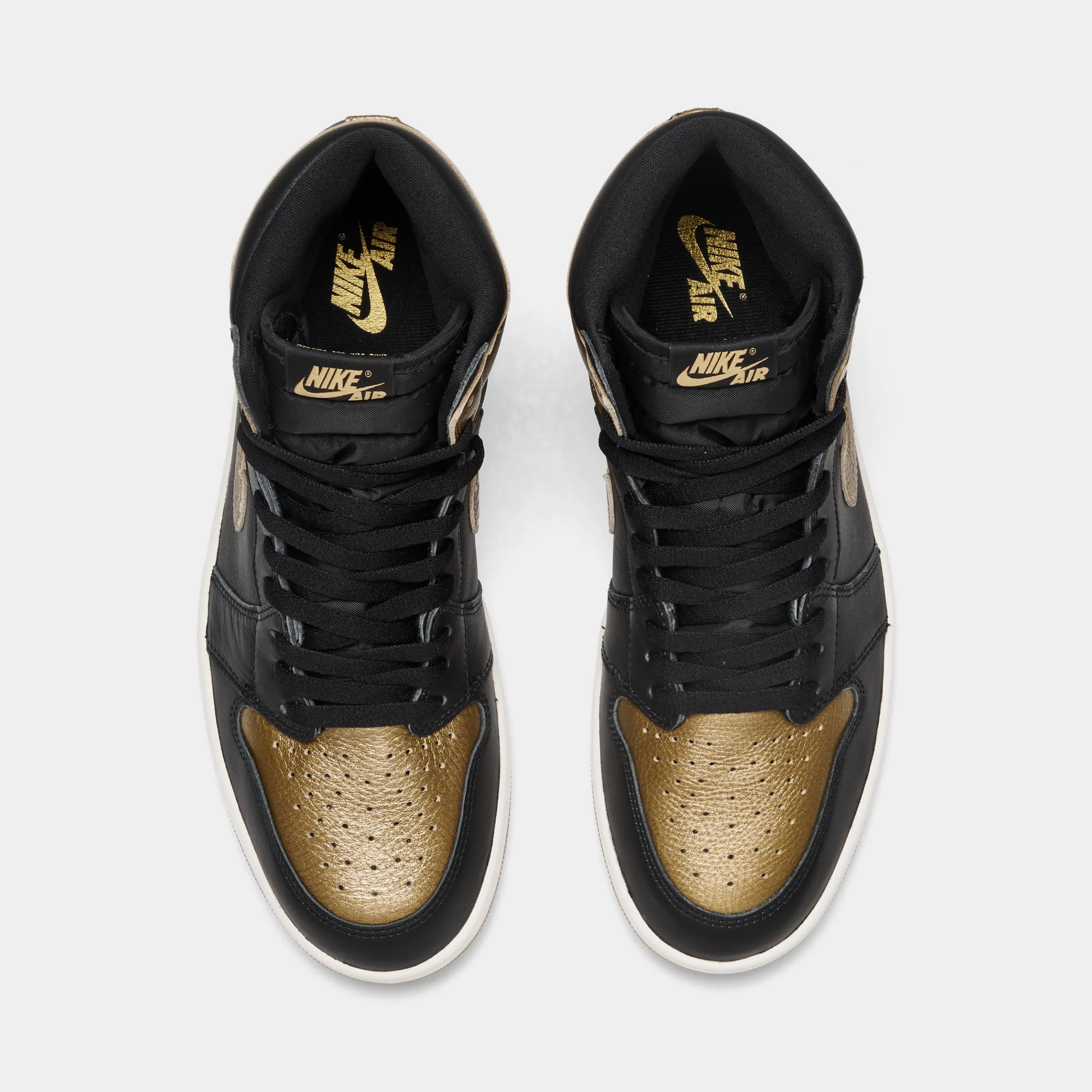 Mens Jordan Jordan 1 Retro High OG Black / Metallic Gold - Sail