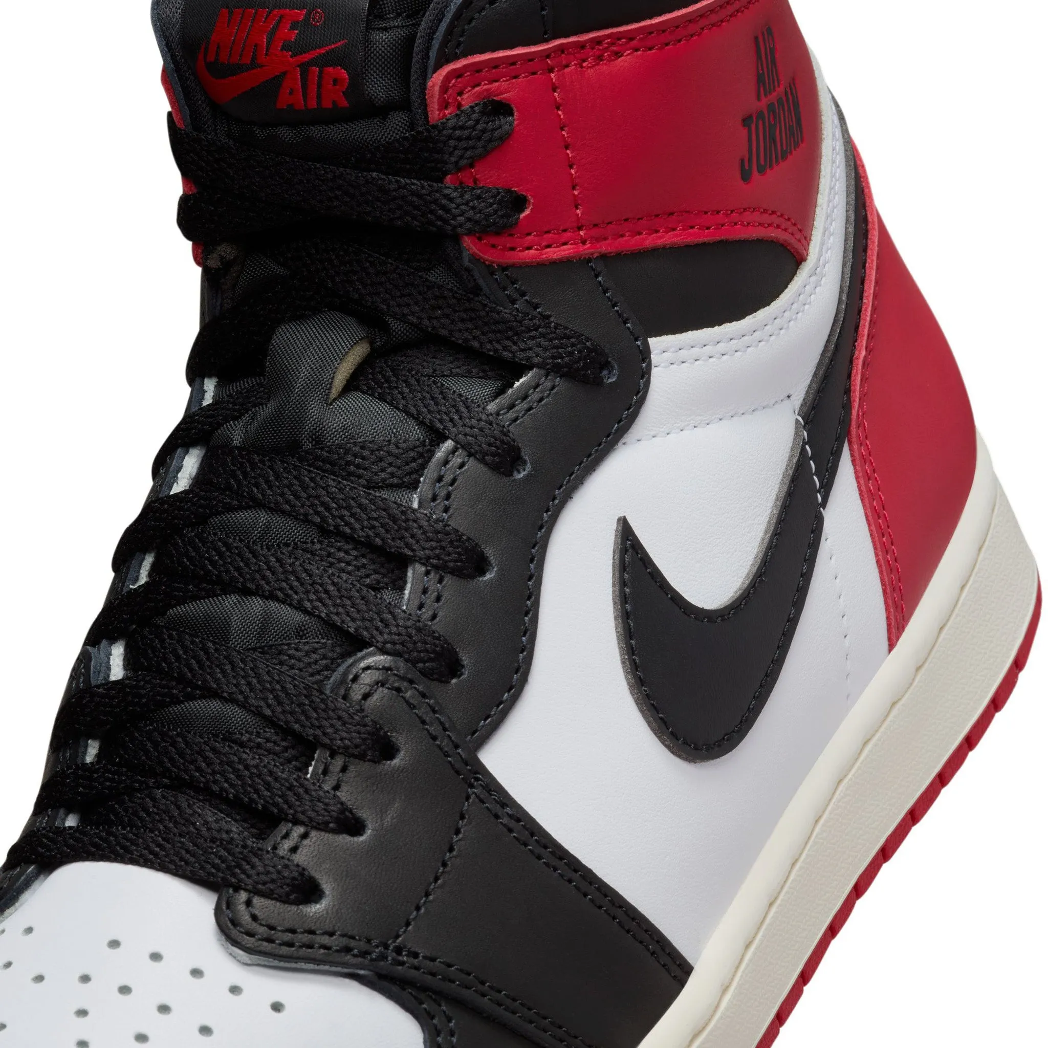 Mens Jordan Jordan 1 Retro High OG White / Black - Varsity Red