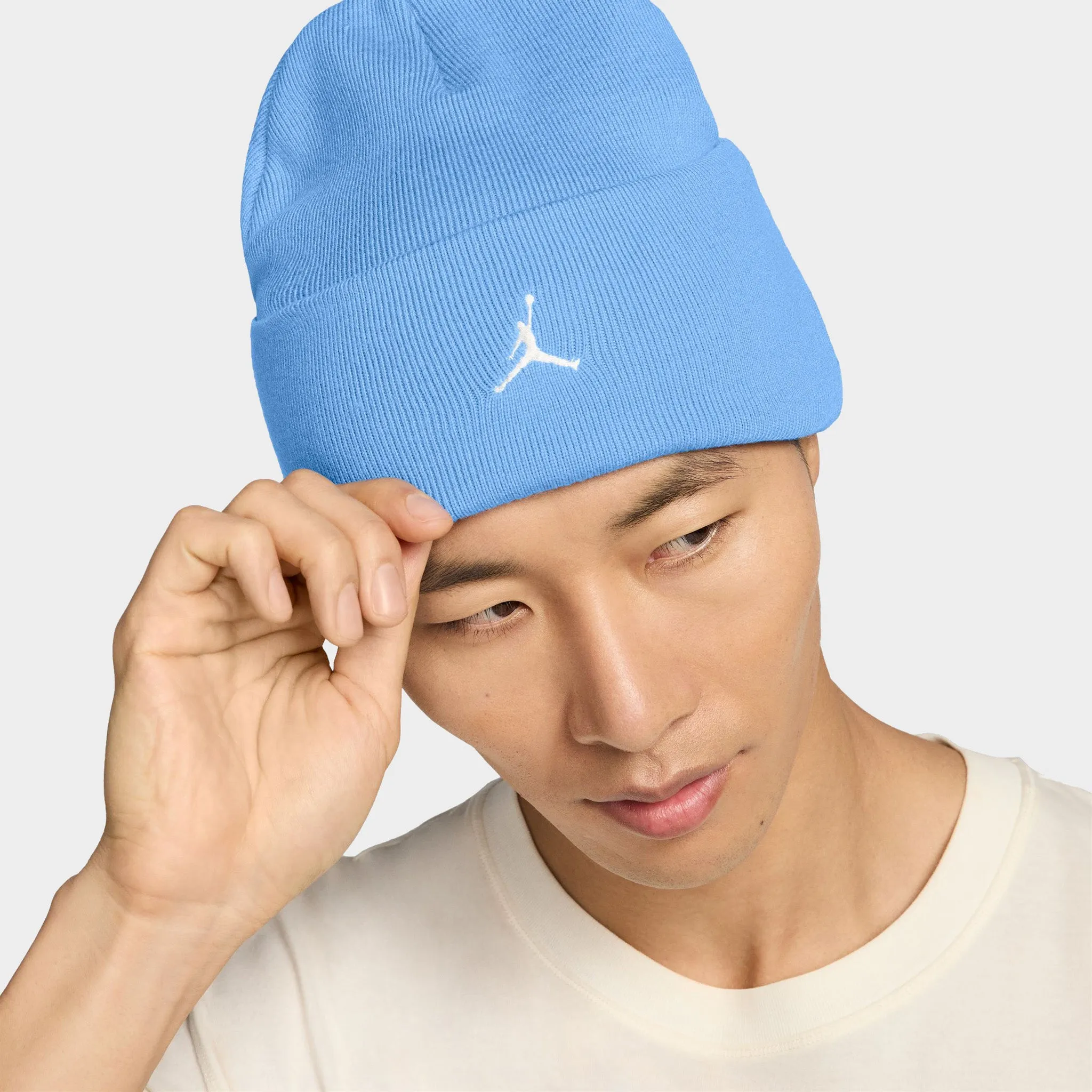 Mens Jordan Jordan Peak Essential Beanie Blue / White