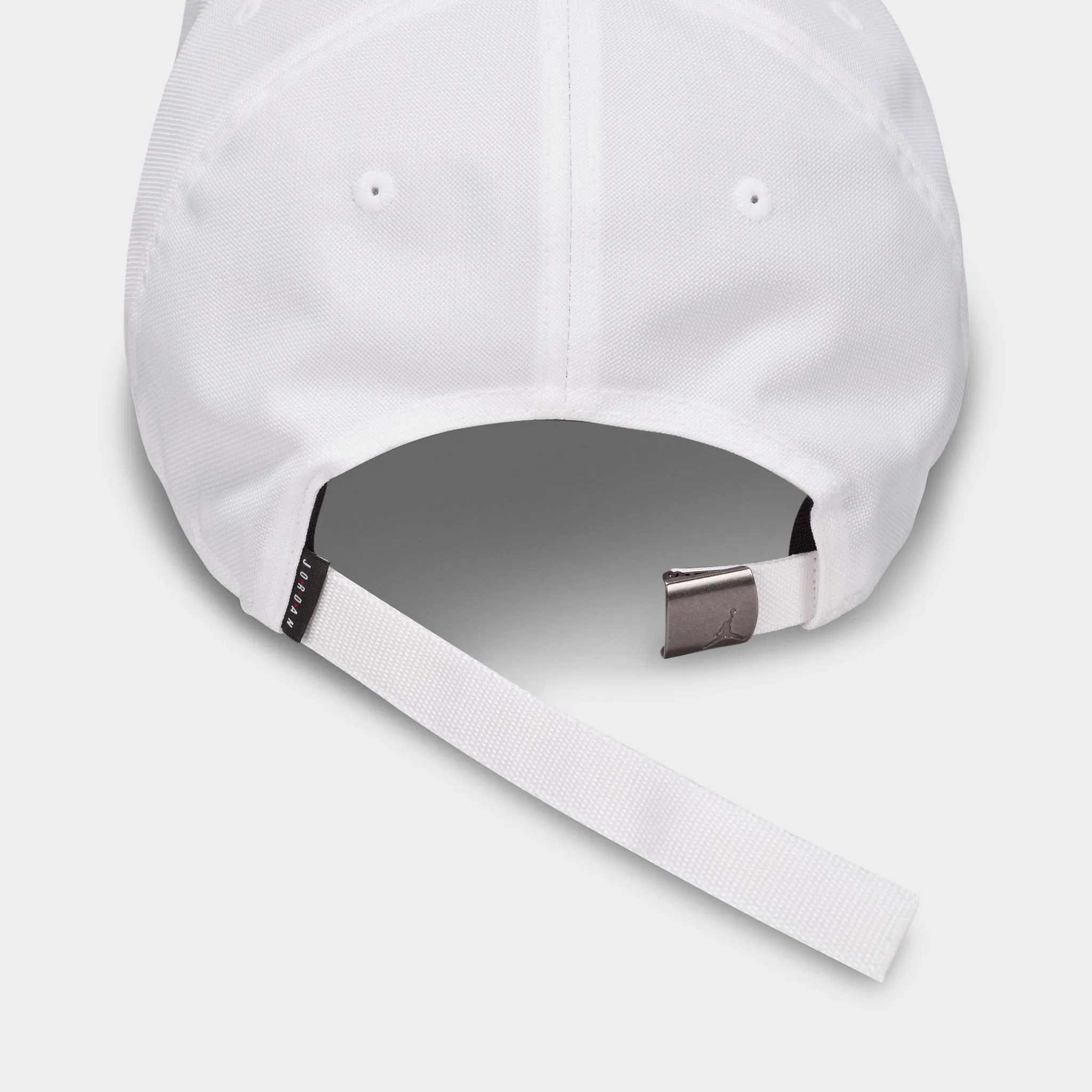 Mens Nike Jordan Rise Structured Metal Jumpman Strapback Cap / White