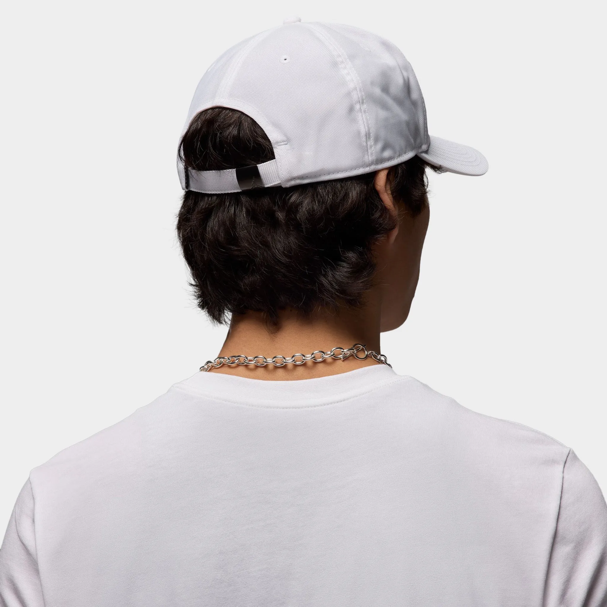 Mens Nike Jordan Rise Structured Metal Jumpman Strapback Cap / White