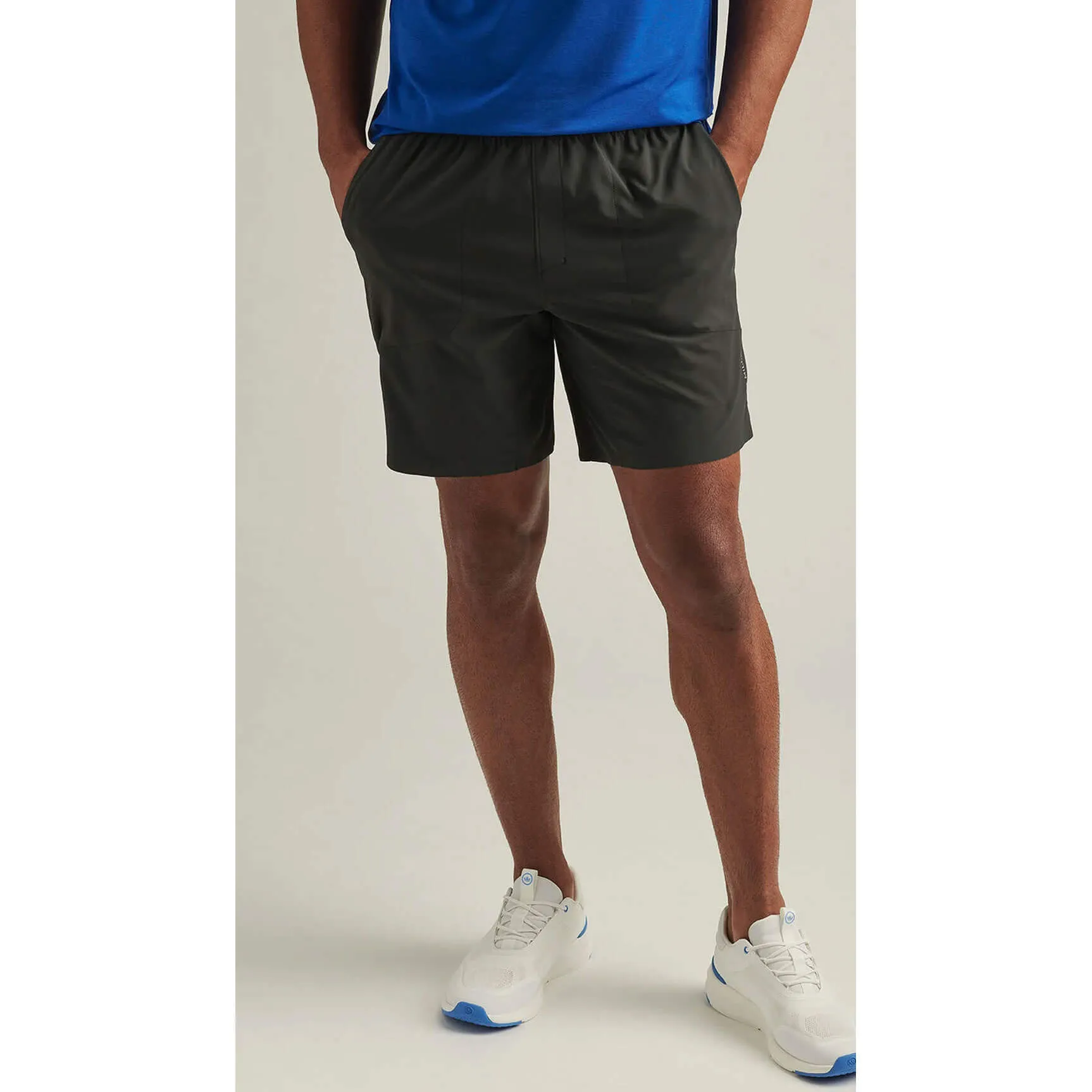 Mens Peter Millar Peter Millar 7-Inch Swift Performance Shorts - Black*