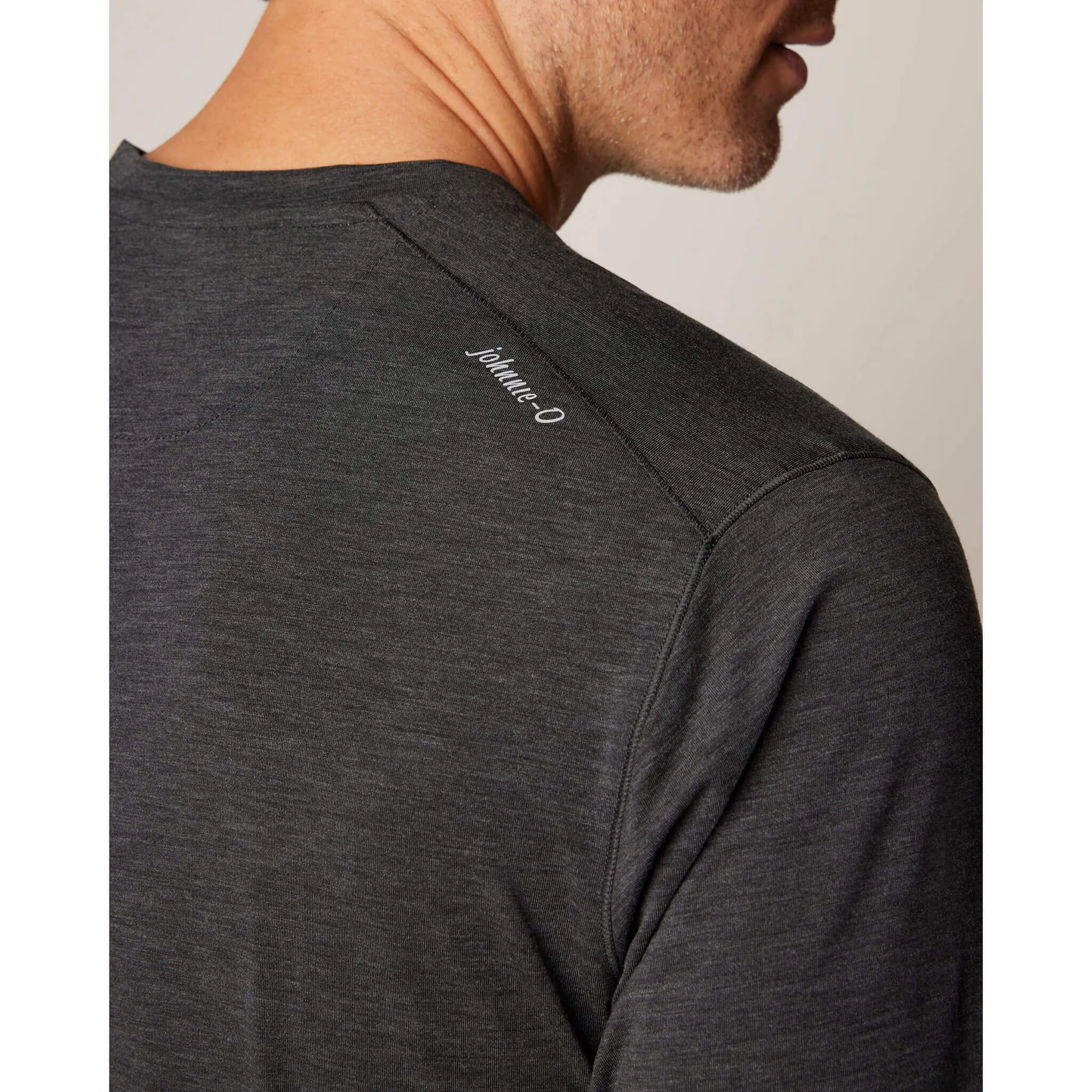 Mens Tori Richard Johnnie-O Course Prep-Formance T-Shirt - Heather Black*