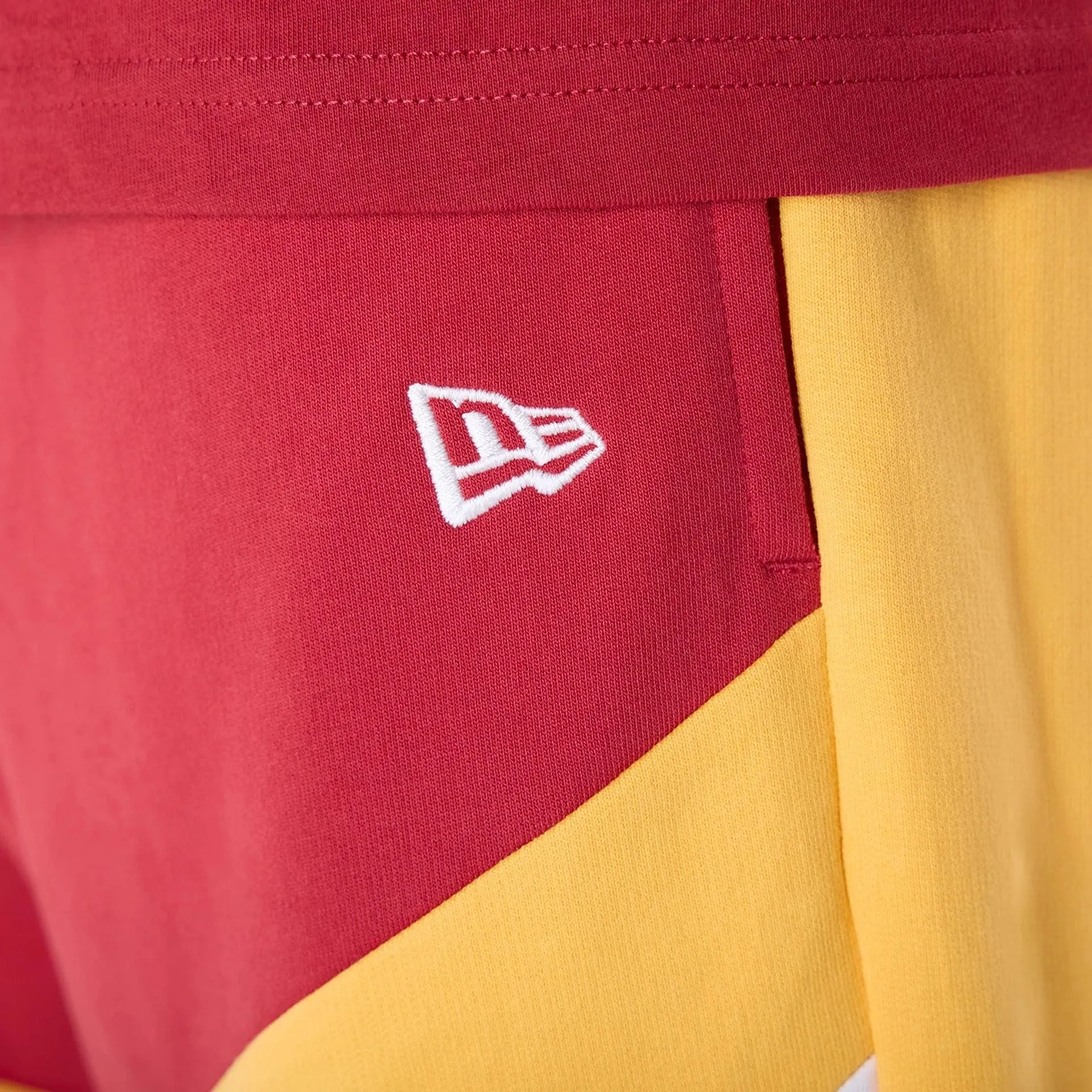 New Era Sport Shorts Miami Heat NBA Panel Dark Red Shorts