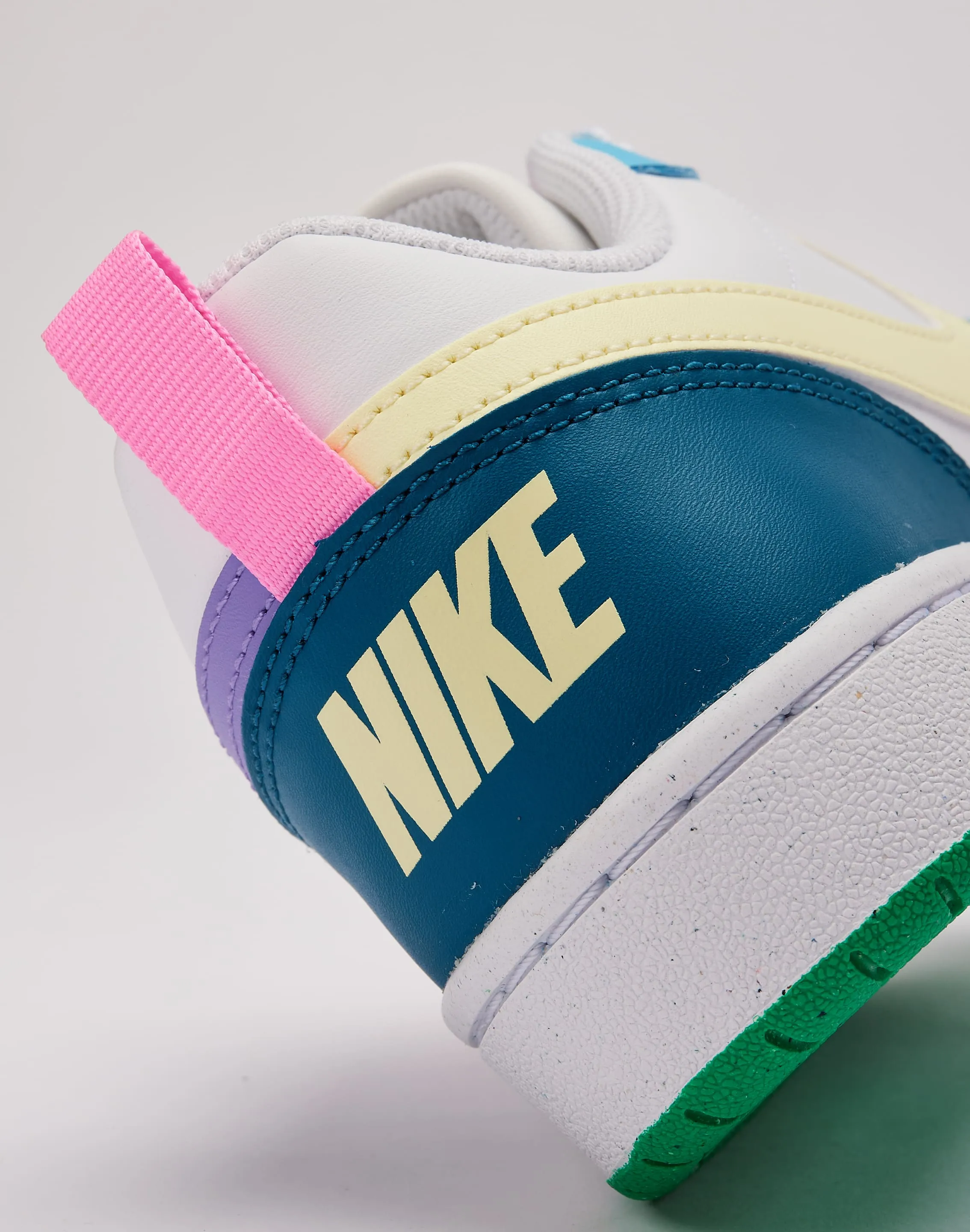 Nike Court Borough Low Grade-School