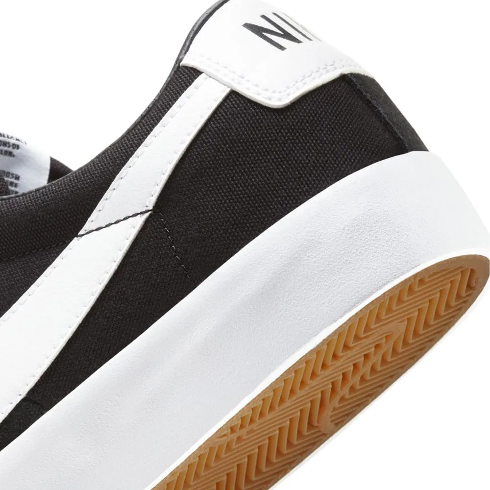 Nike SB - Blazer Low Pro GT Shoes Black/White-Black-Gum Light Brown Nike SB