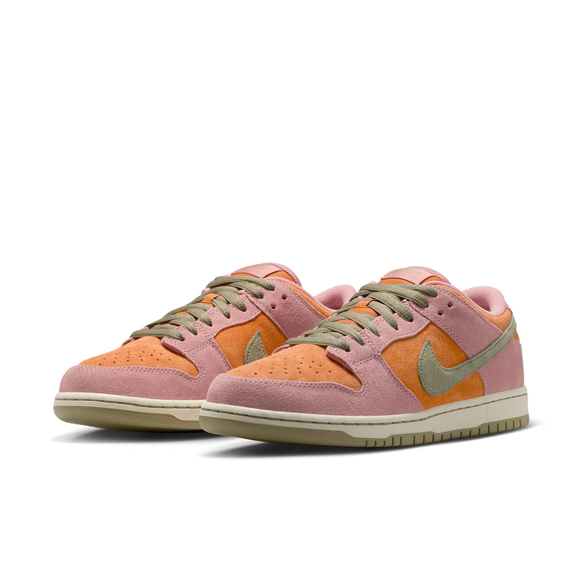 Nike SB - Dunk Low Pro Shoes Red Stardust Nike SB
