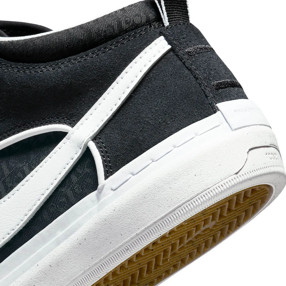 Nike SB - Leo Shoes Black/White-Black-Gum Light Brown Nike SB