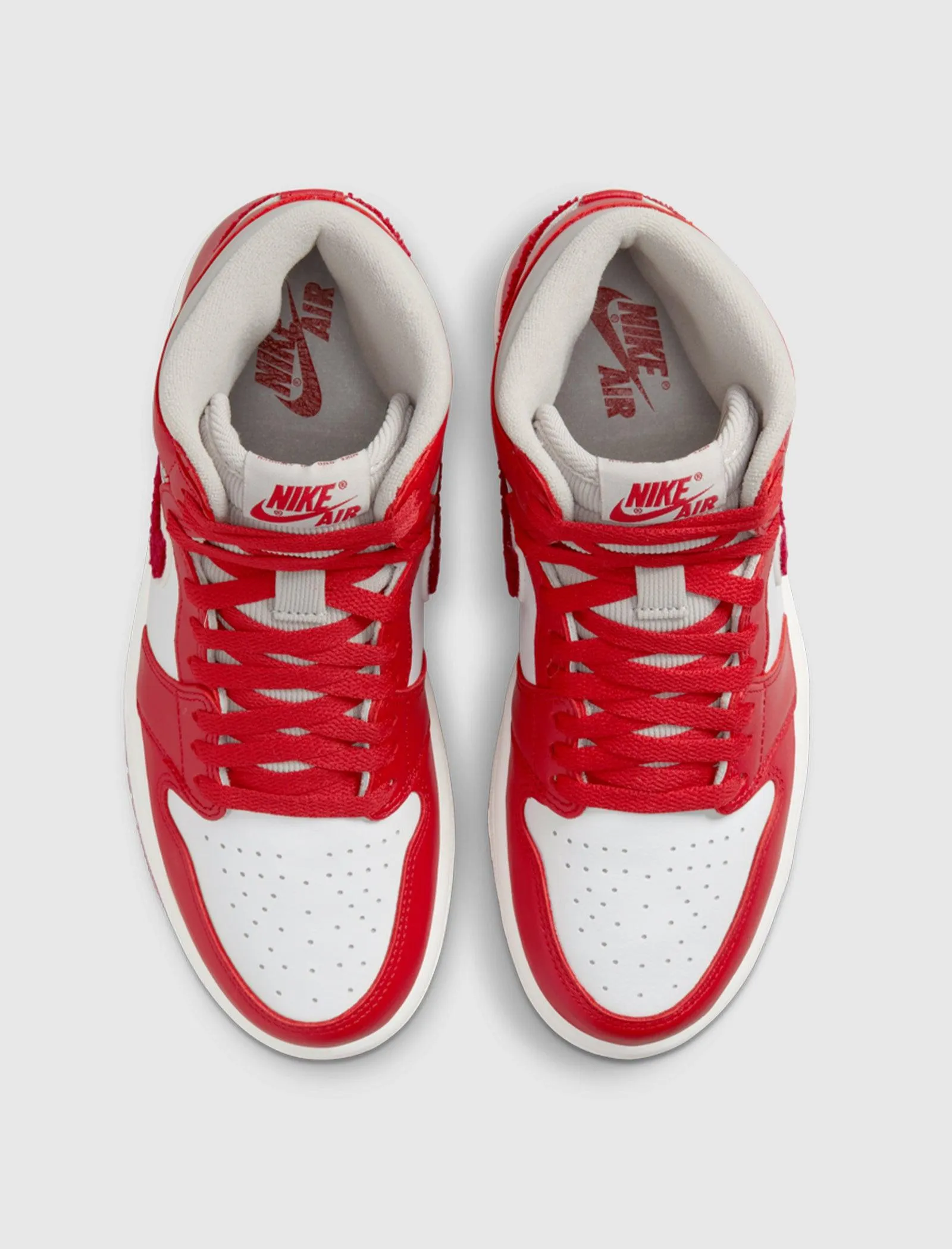 WOMENS AIR JORDAN 1 "NEWSTALGIA" Clothing	JORDAN BRAND