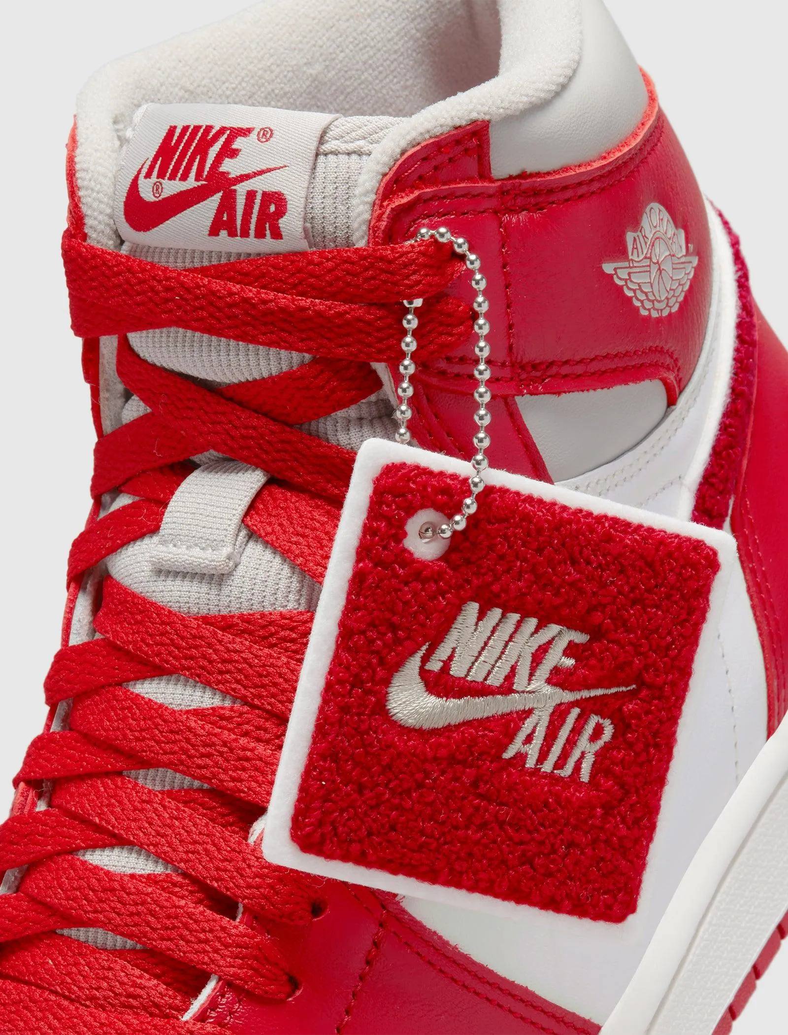 WOMENS AIR JORDAN 1 "NEWSTALGIA" Clothing	JORDAN BRAND