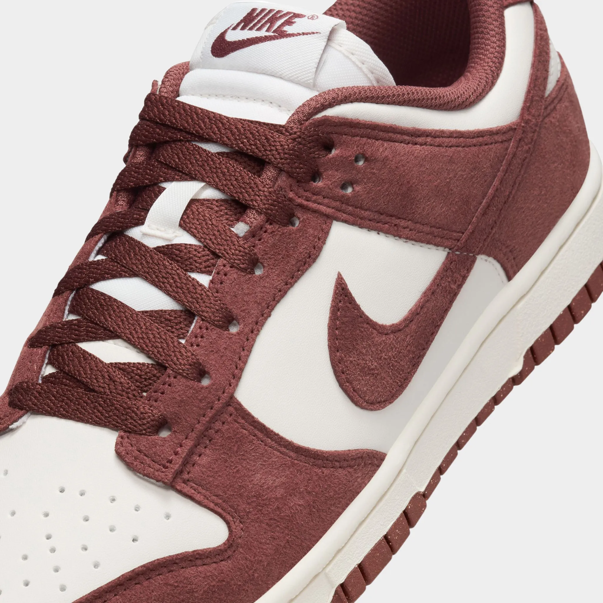 Womens Nike Nike Women's Dunk Low Phantom / Red Sepia - Sail