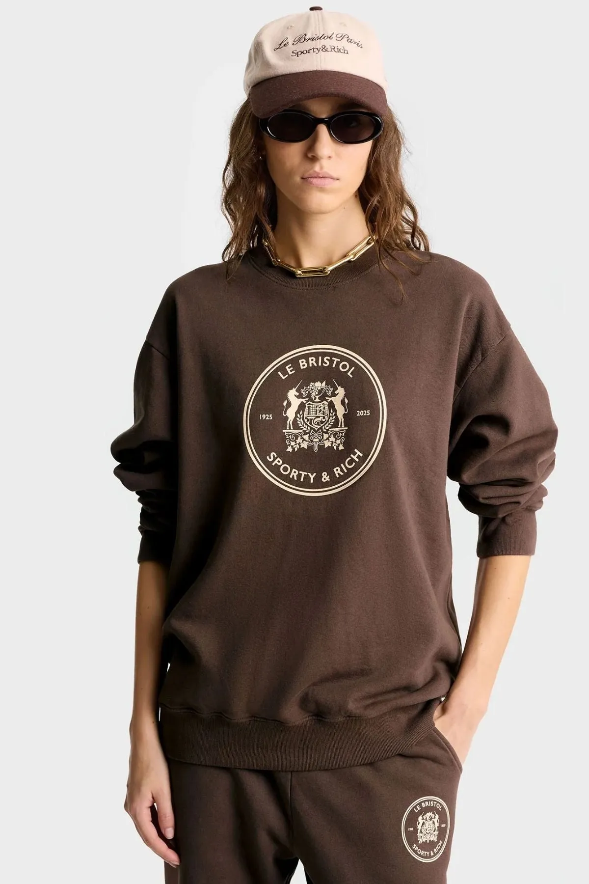 Womens Sporty & Rich Sporty & Rich Bristol Crest 100th Sweatshirt - Chocolate/ Cream
