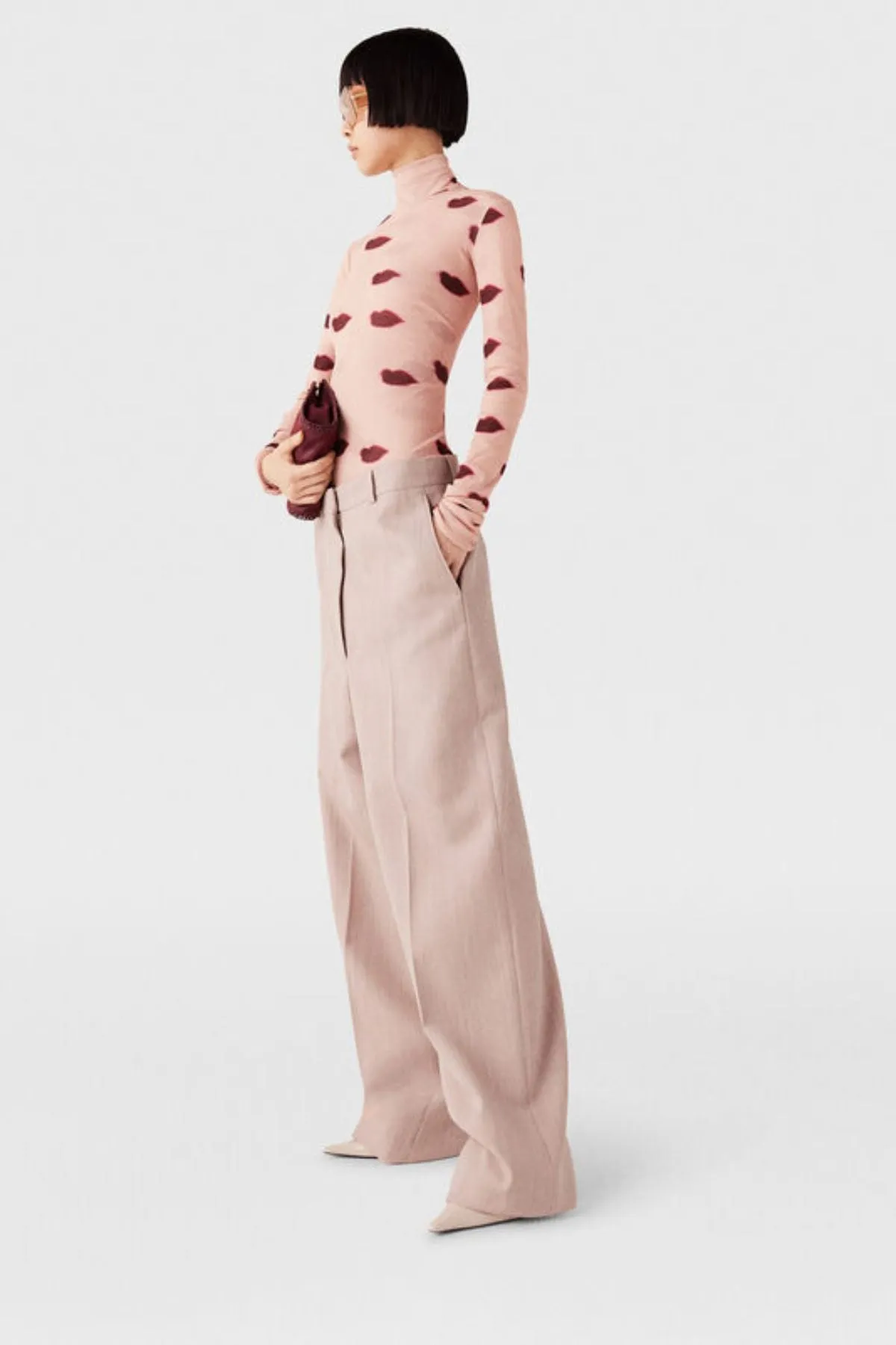 Womens Stella Mccartney Stella McCartney Lips Print Turtleneck Top - Dusty Rose