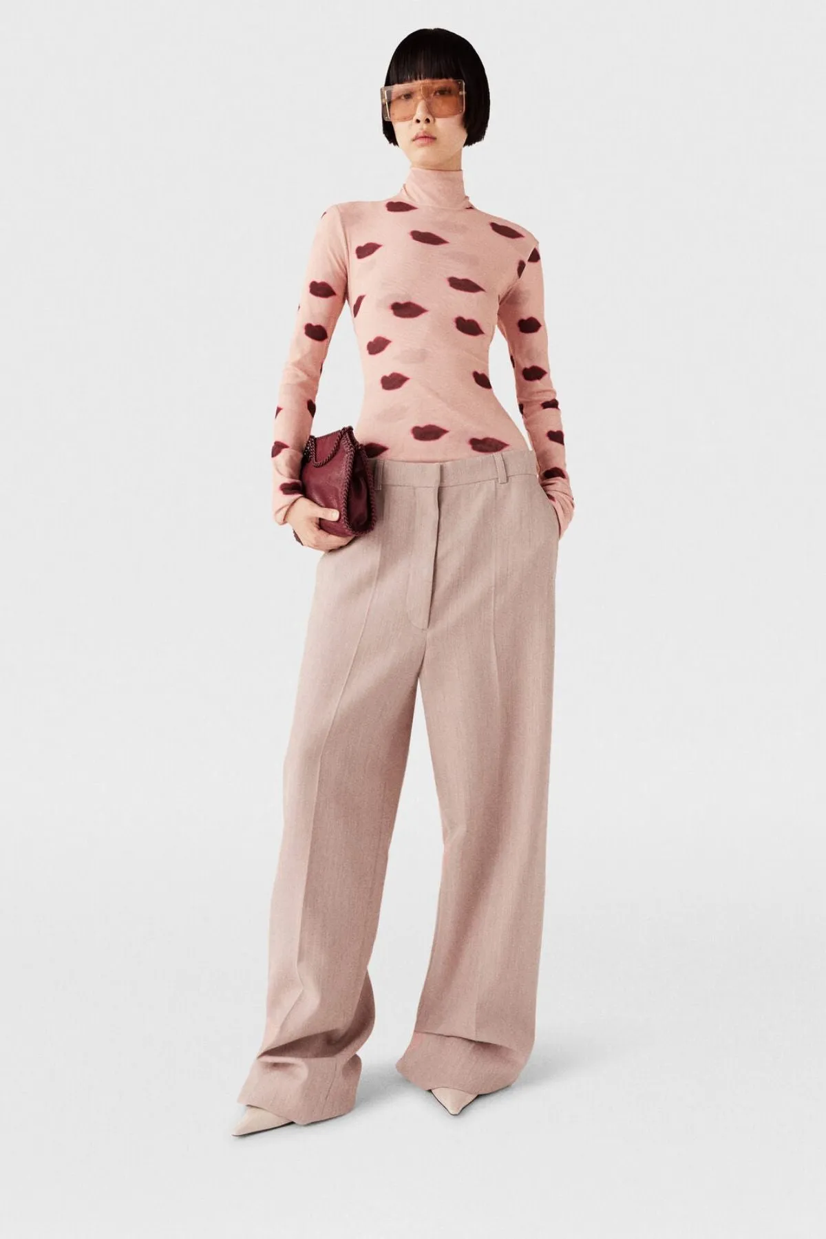 Womens Stella Mccartney Stella McCartney Lips Print Turtleneck Top - Dusty Rose