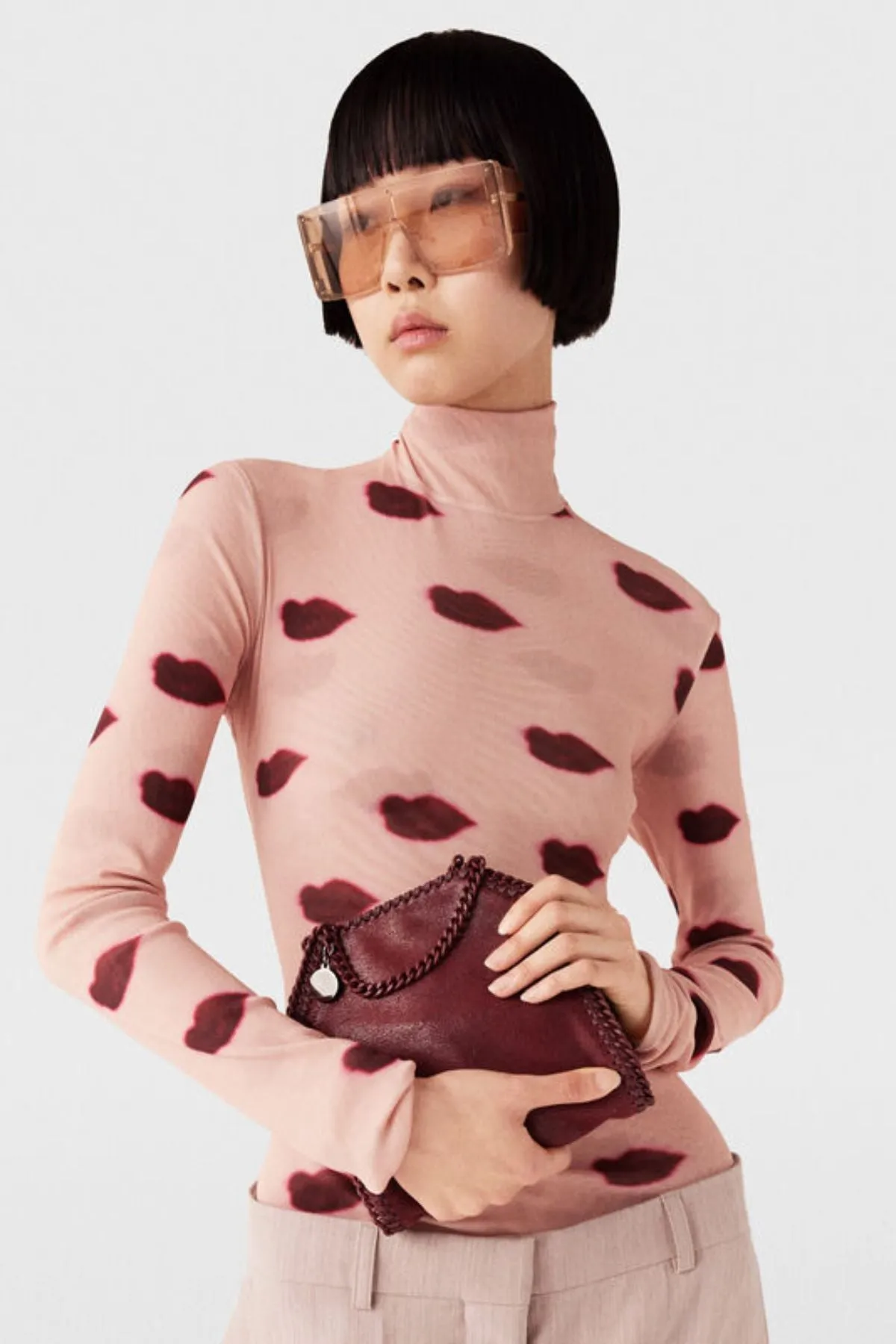 Womens Stella Mccartney Stella McCartney Lips Print Turtleneck Top - Dusty Rose