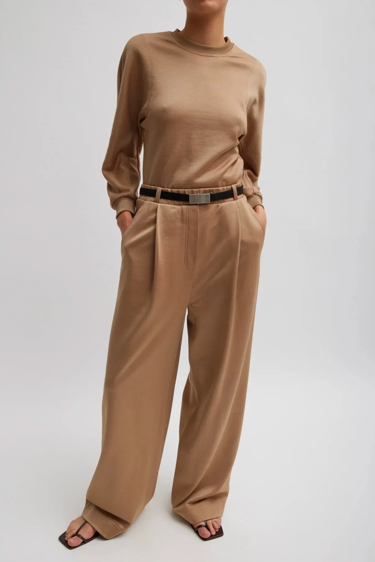 Womens Tibi Tibi Silk Terry Pleated Pull On Pant - Granola