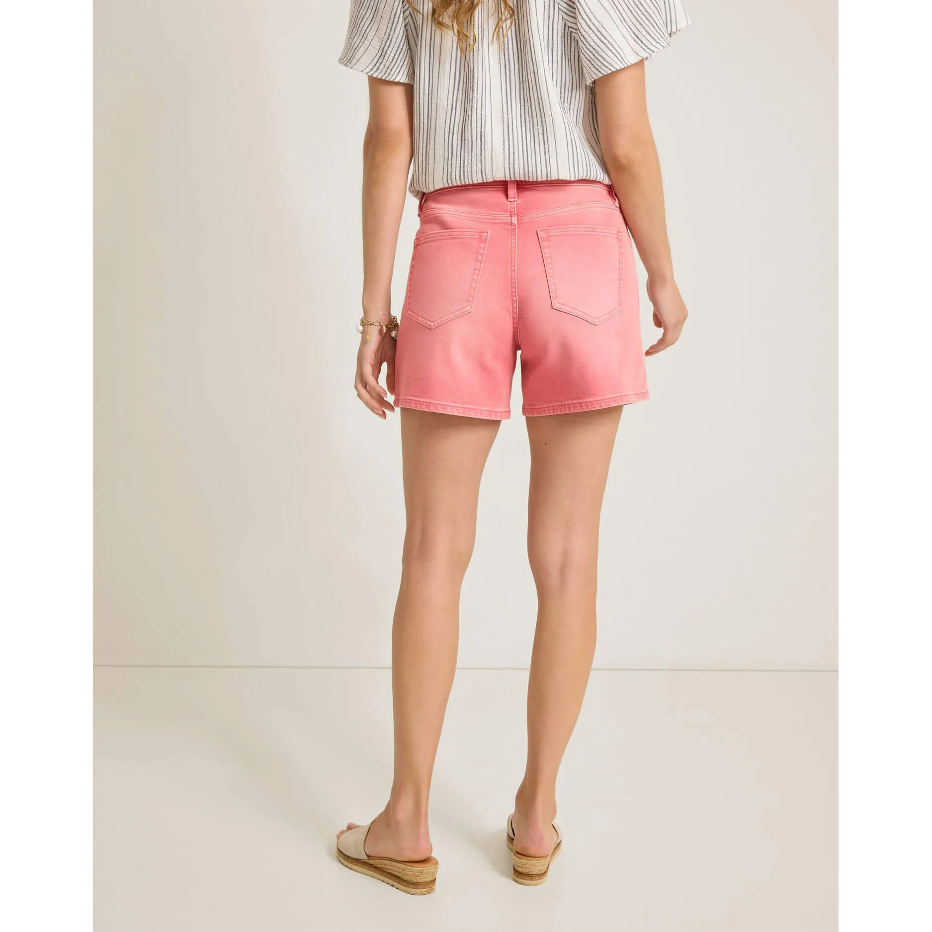 Womens Tommy Bahama Sportswear Tommy Bahama Women's 5-Inch Relaxed Denim Shorts - Hula