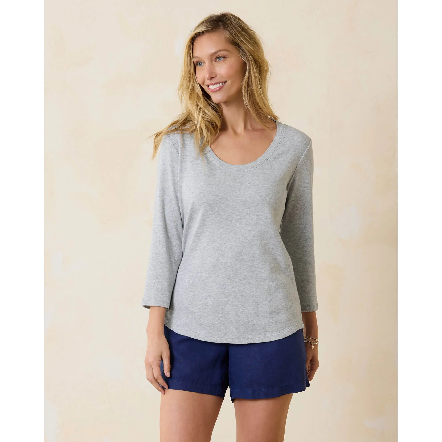 Womens Tommy Bahama Sportswear Tommy Bahama Women's Ashby Isles Rib 3/4 Sleeve Scoop Top - Summer Grey Heather